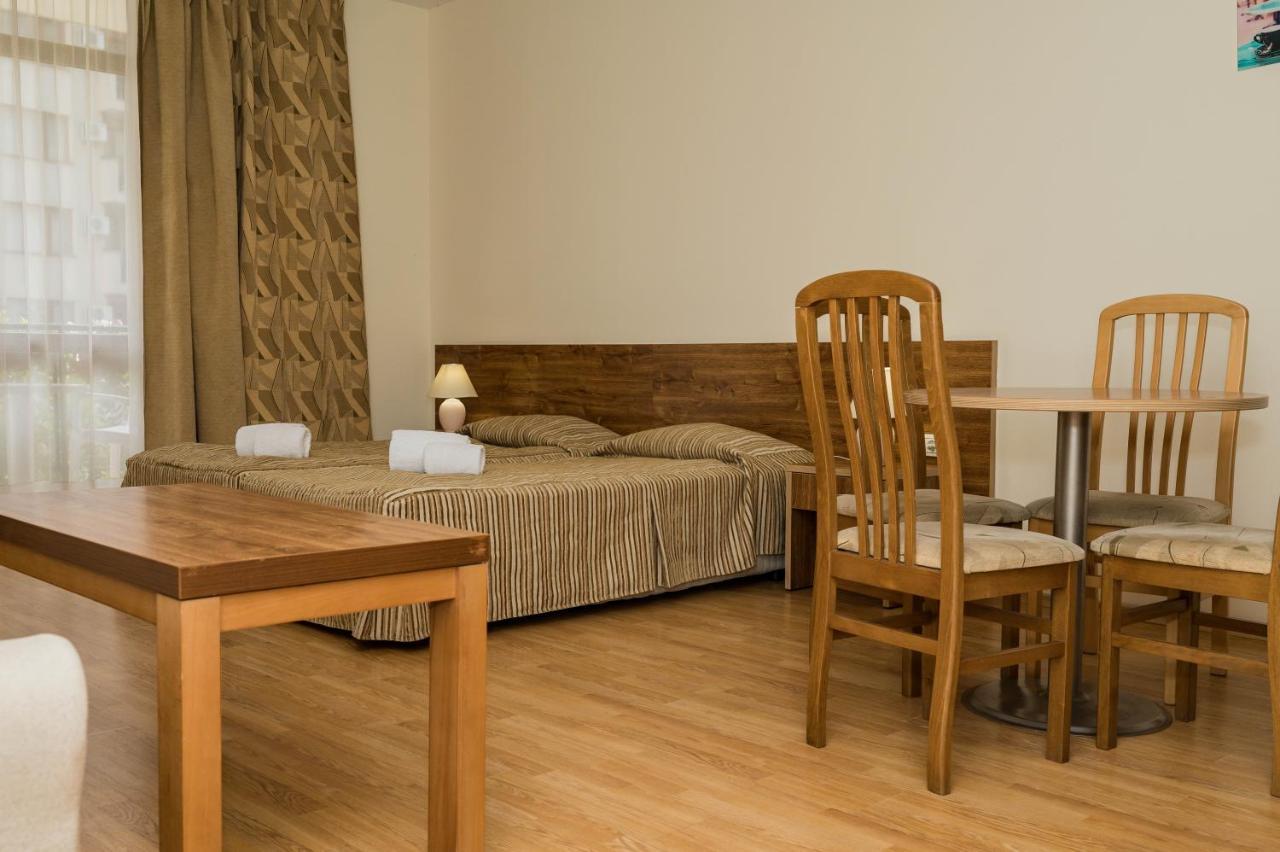 Apart Hotel Sunny Victory Slăntjev Brjag Exteriör bild