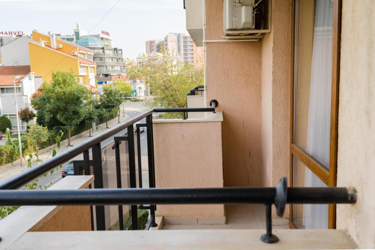 Apart Hotel Sunny Victory Slăntjev Brjag Exteriör bild