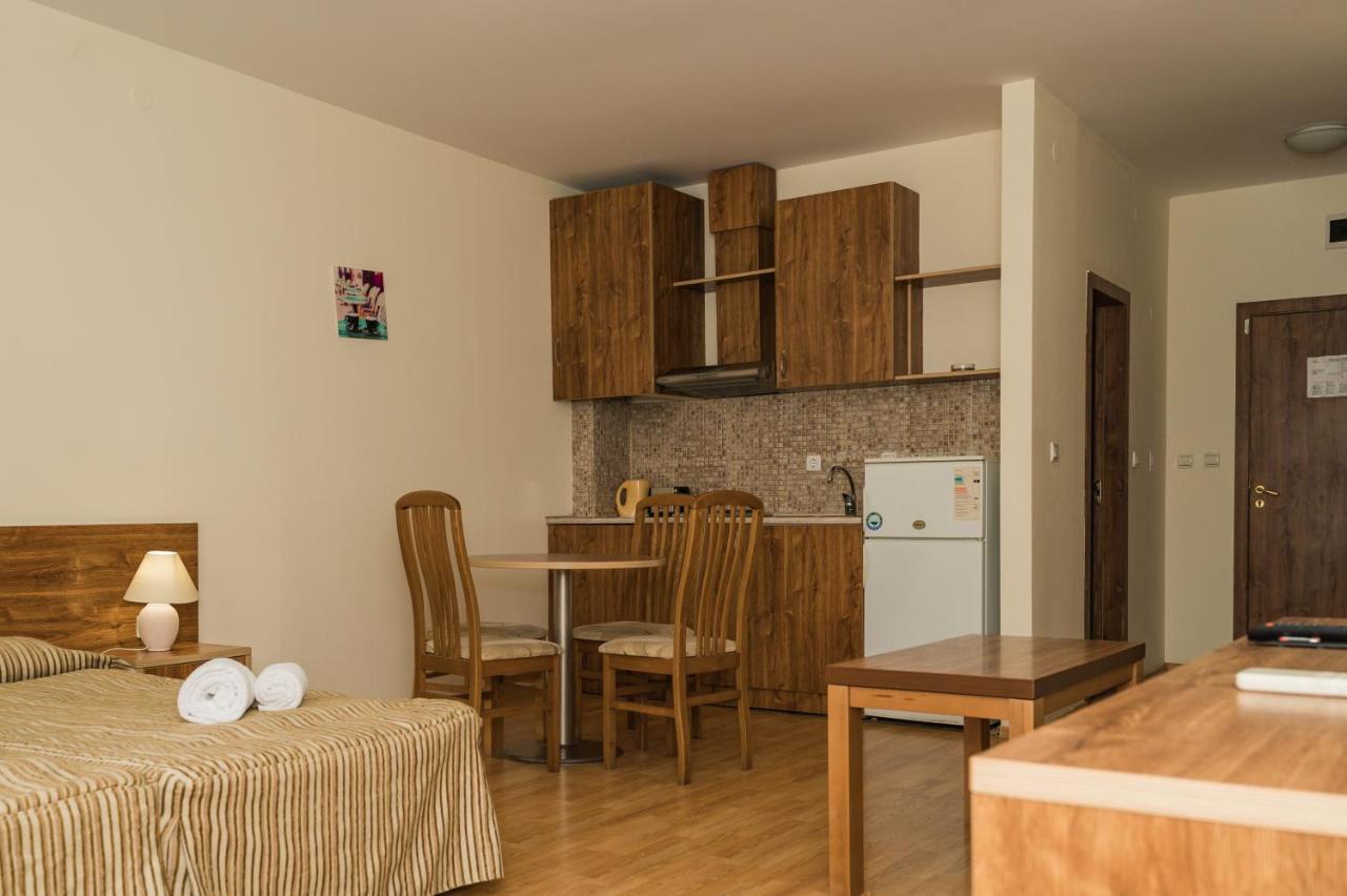 Apart Hotel Sunny Victory Slăntjev Brjag Exteriör bild