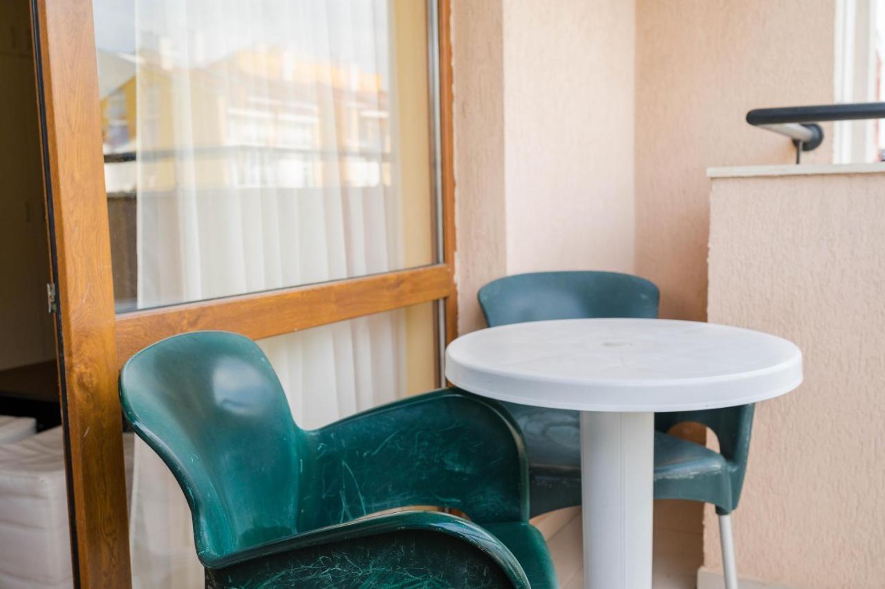 Apart Hotel Sunny Victory Slăntjev Brjag Exteriör bild